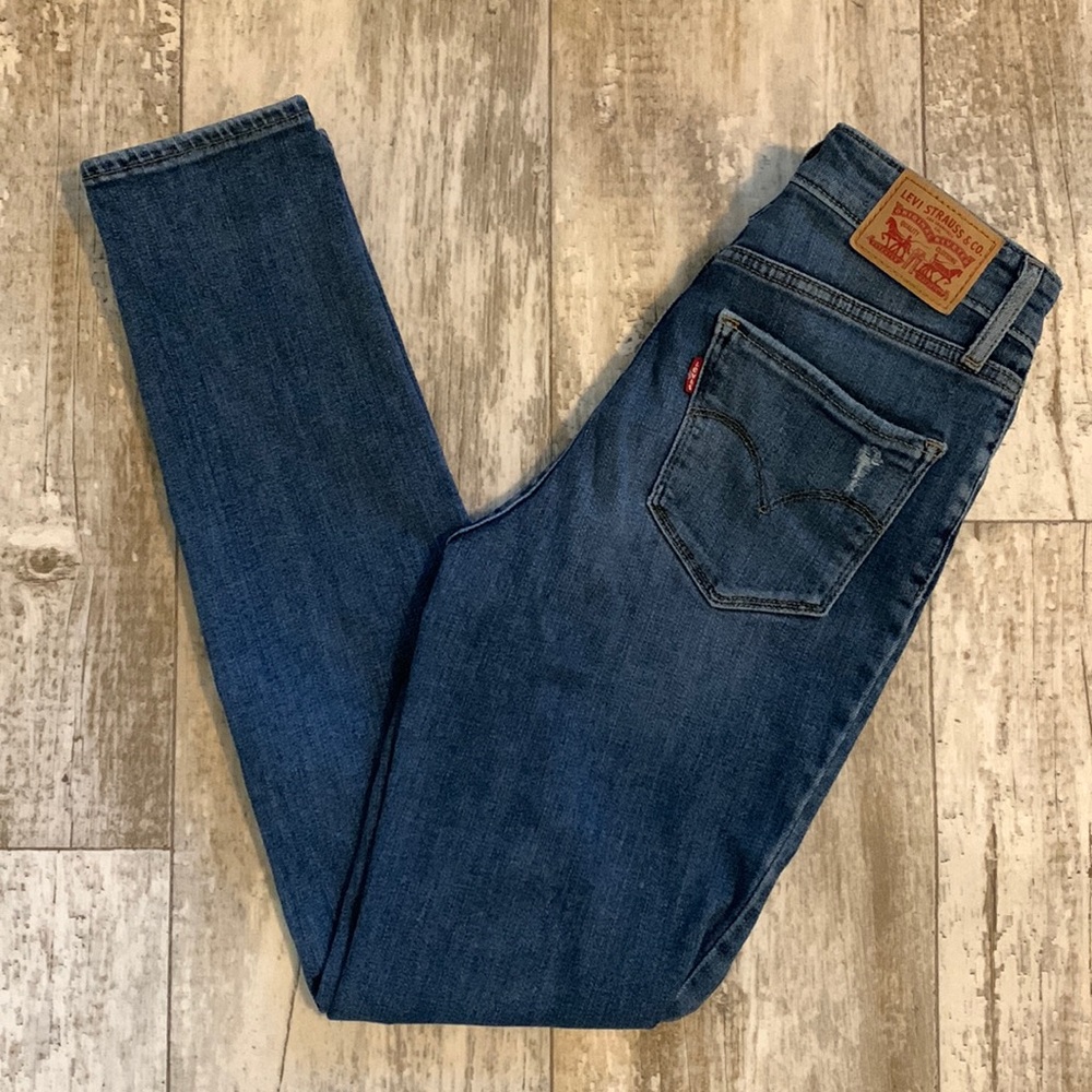 Levi’s 721 high rise skinny jeans